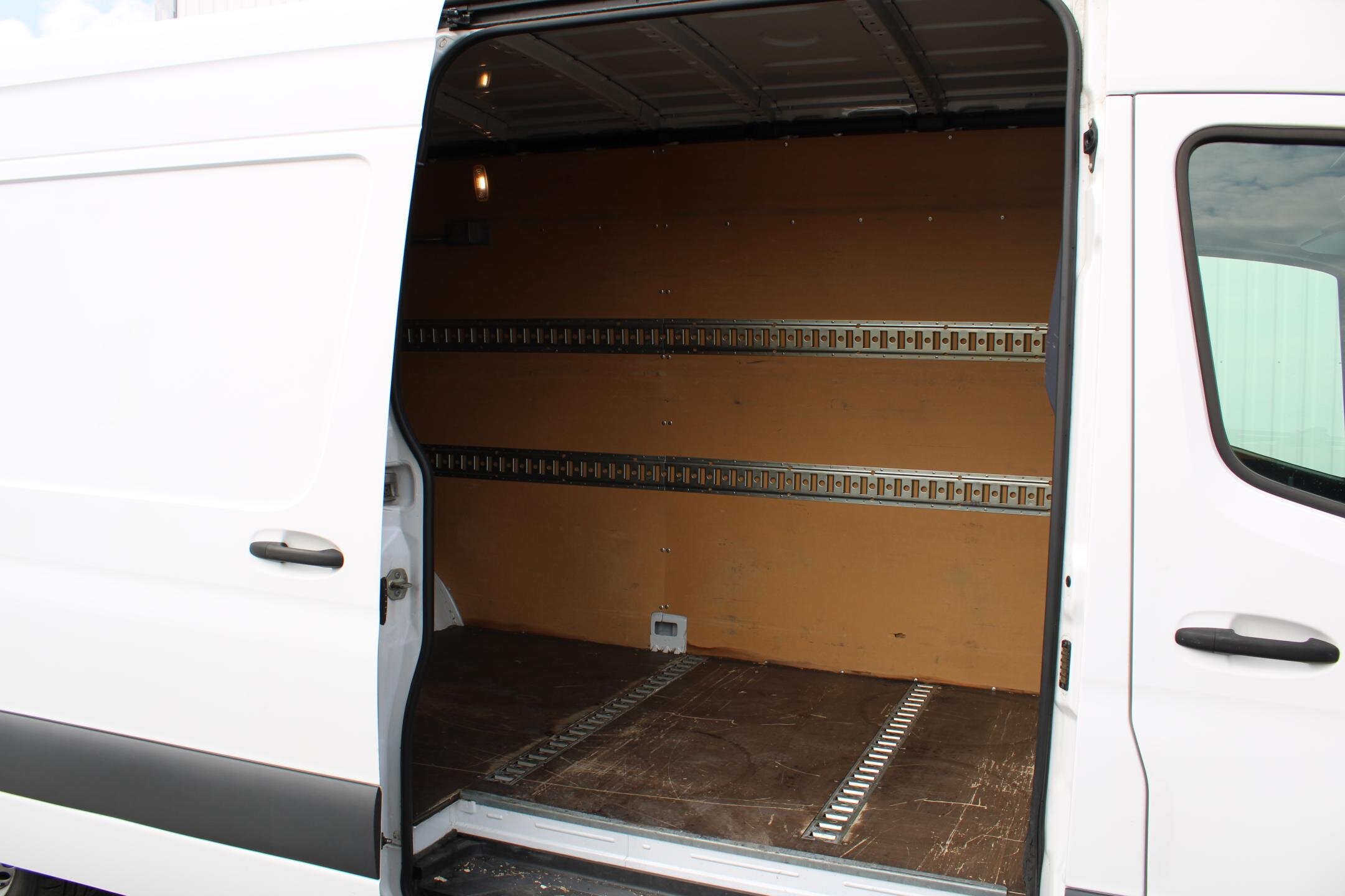 Mercedes-Benz Sprinter Užitková 2,1 l 120 kw