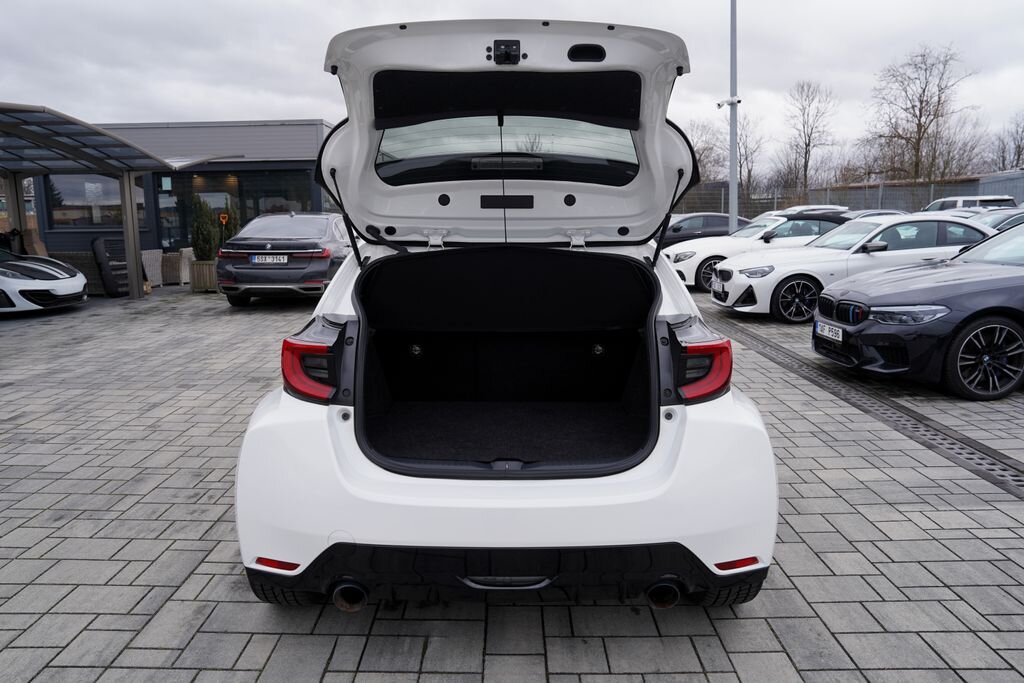 Toyota Ostatní Hatchback 1,6 l 192 kw