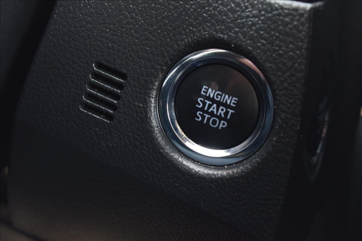 Toyota Auris Kombi 1,2 l 85 kw