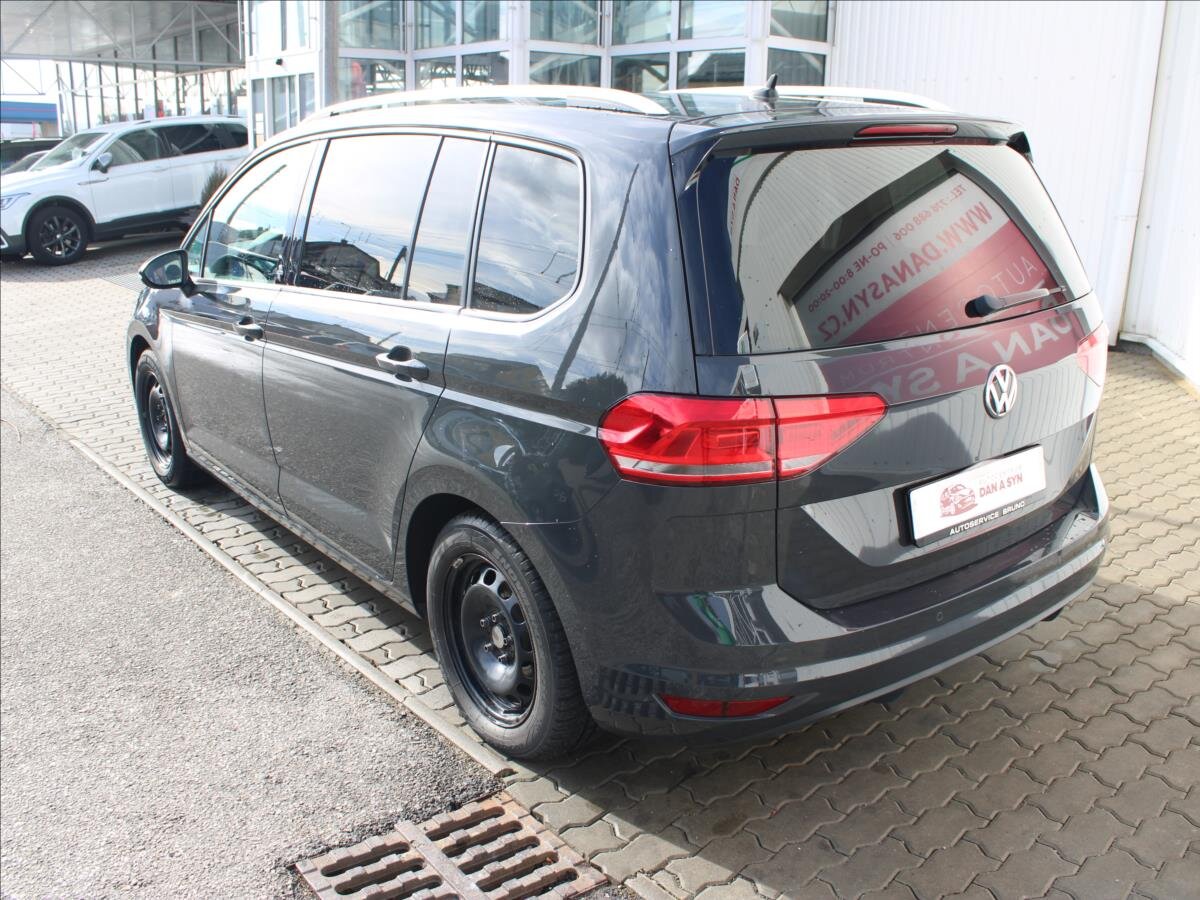 Volkswagen Touran SUV 1,2 l 81 kw