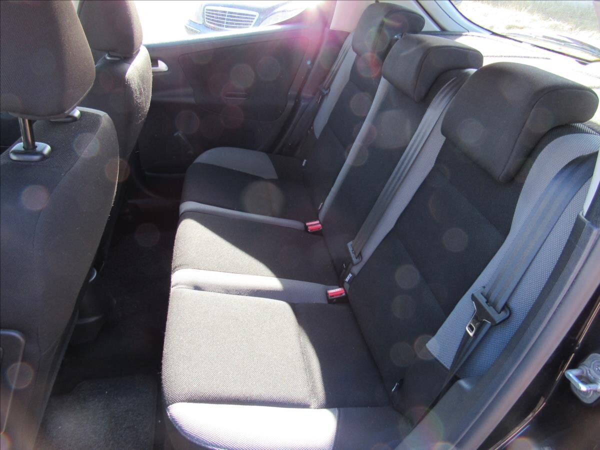 Peugeot 207 Hatchback 1,4 l 70 kw