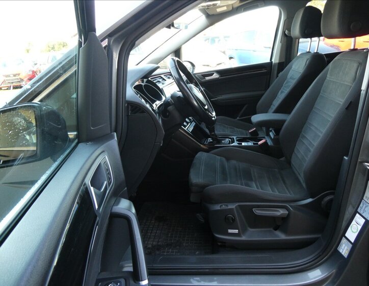 Volkswagen Touran MPV 2,0 l 110 kw