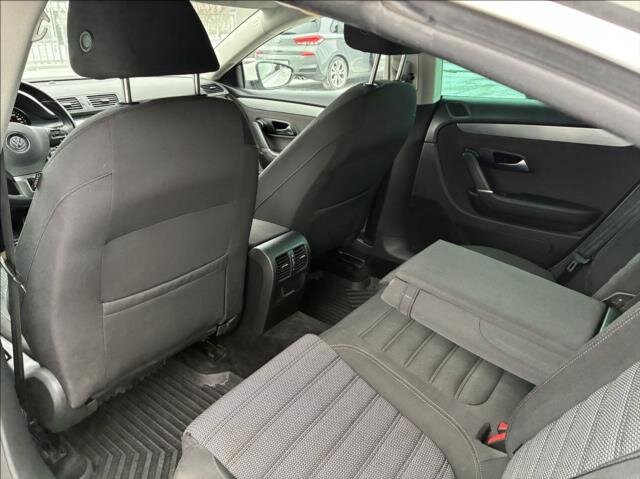 Volkswagen Passat CC Sedan 1,8 l 118 kw