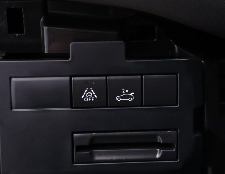 Citroën C5 Aircross SUV / Terénní 1,2 l 96 kw