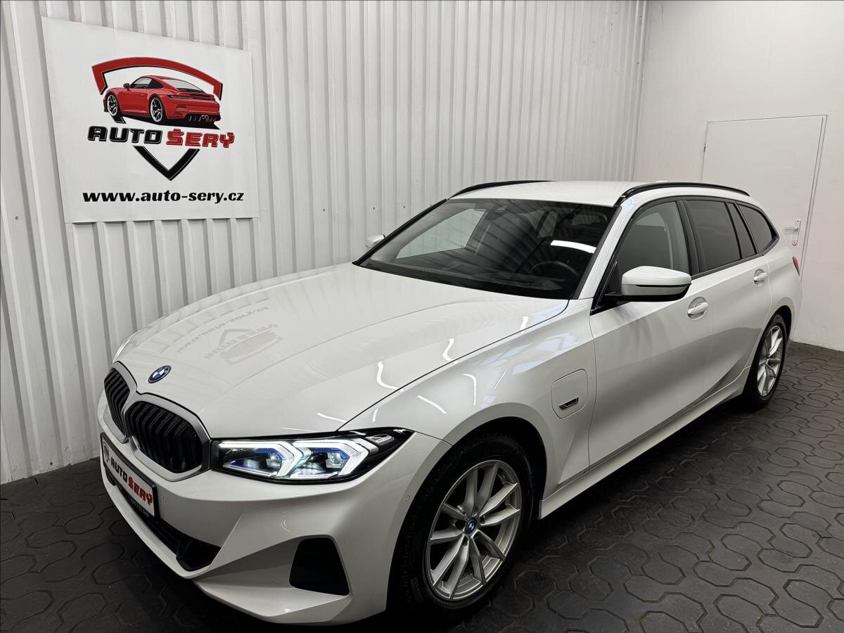 BMW Řada 3 Kombi 2,0 l 215 kw