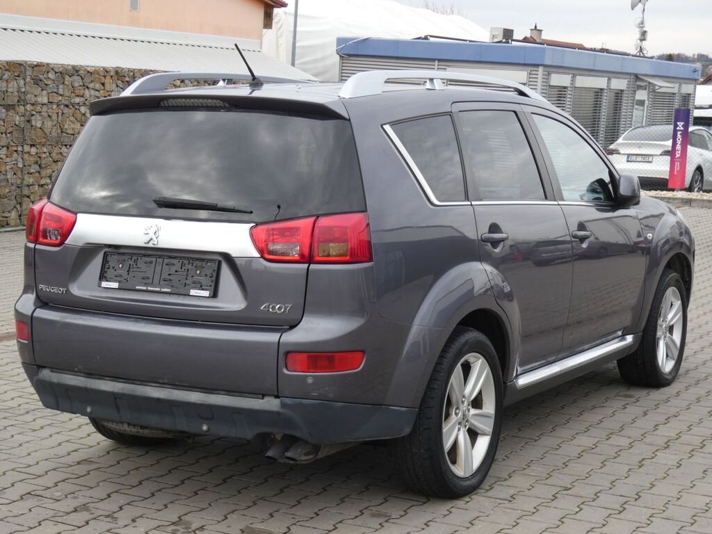 Peugeot 4007