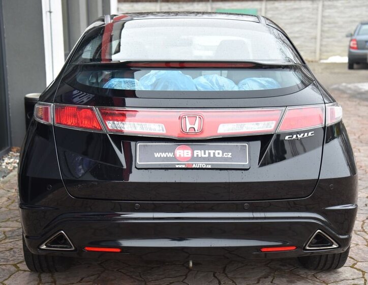 Honda Civic Hatchback 1,8 l 103 kw