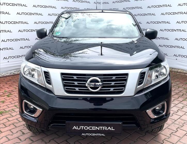 Nissan Navara 2
