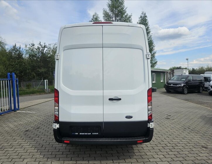 Ford Transit 5