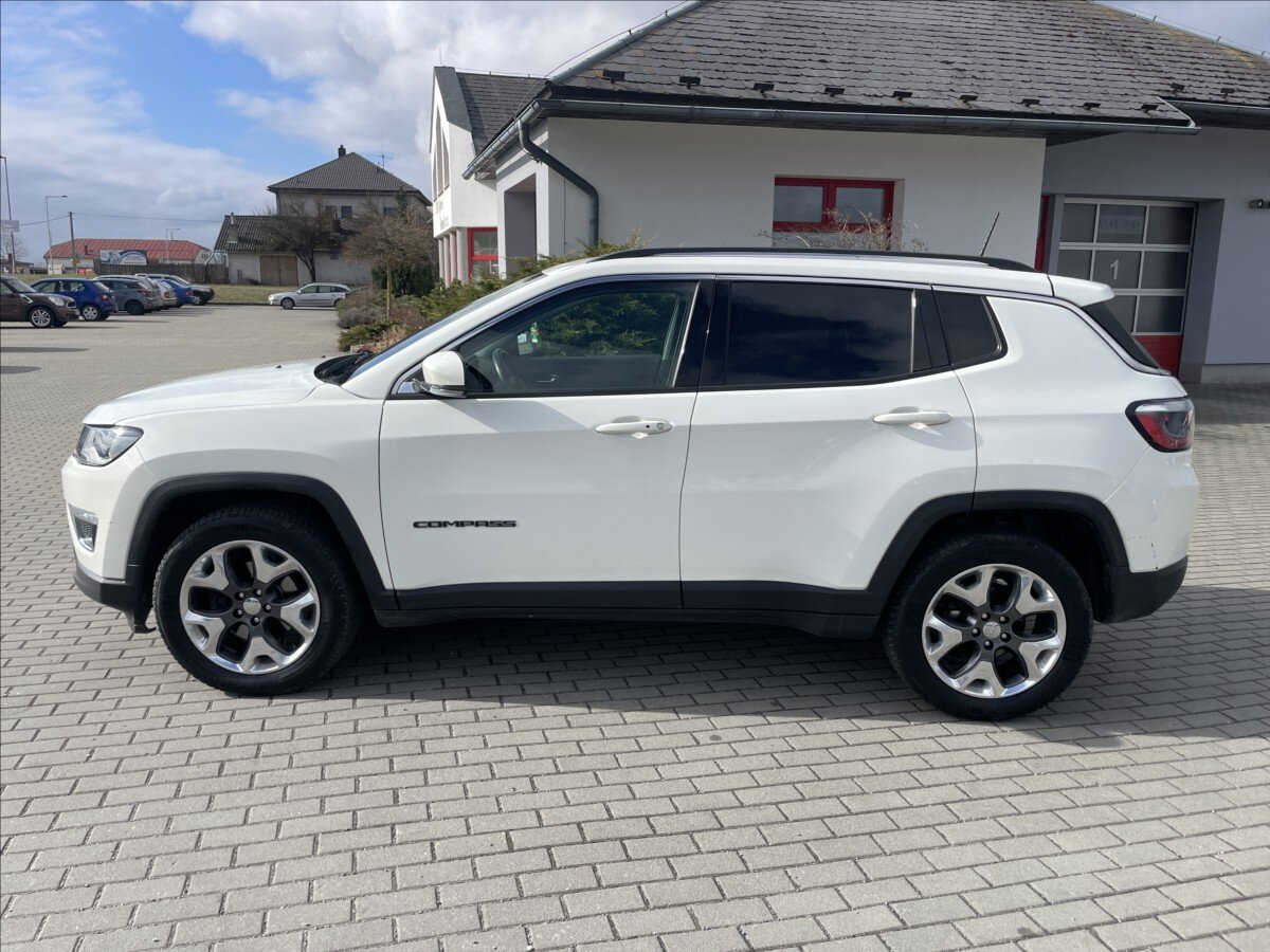 Jeep Compass SUV / Terénní 2,0 l 103 kw