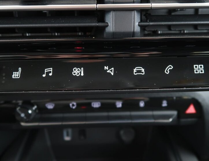 Citroën C5 Aircross SUV / Terénní 1,5 l 96 kw