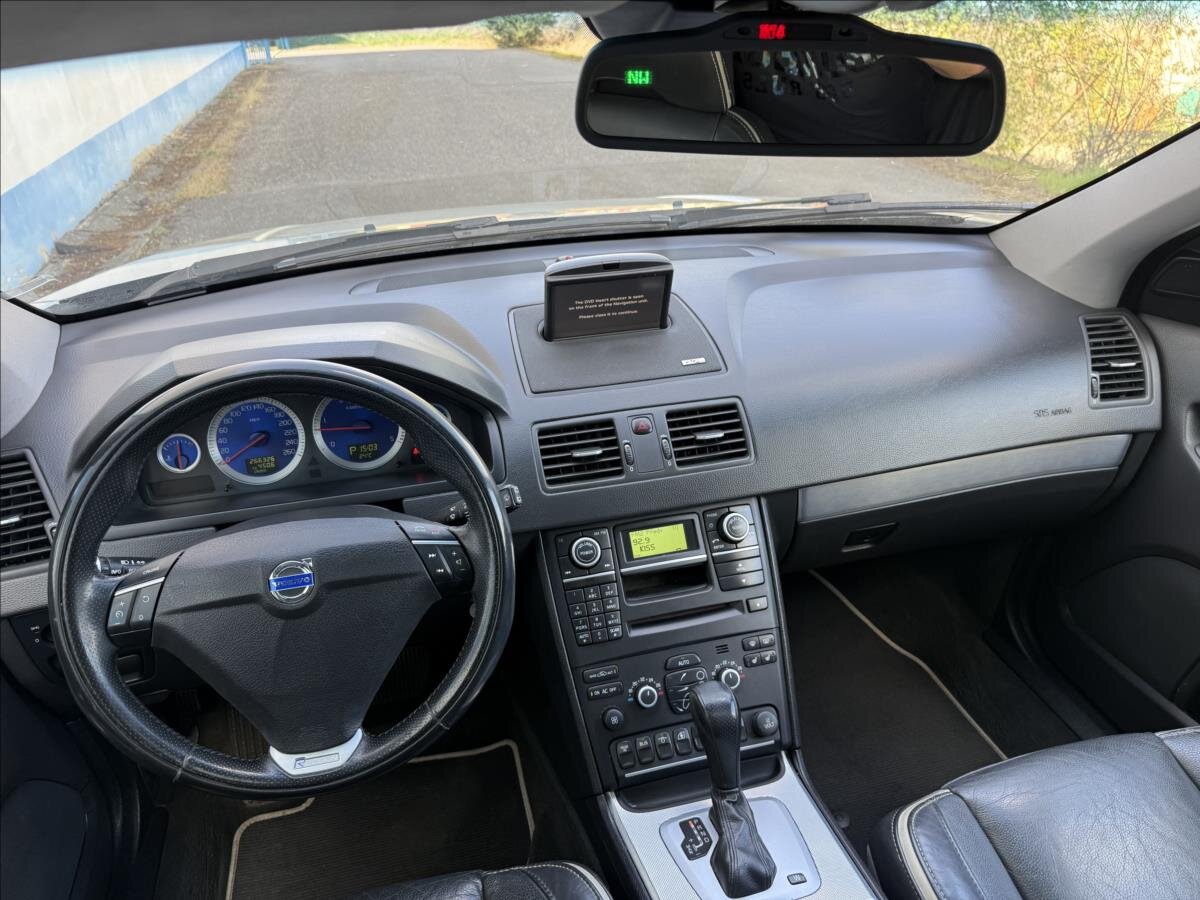 Volvo XC90 Kombi 2,4 l 147 kw