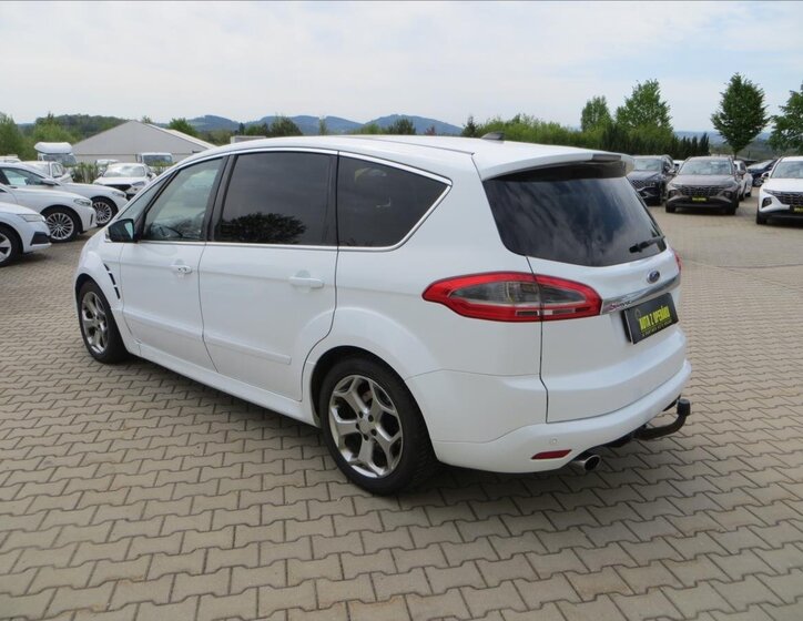 Ford S-MAX MPV 2,2 l 147 kw