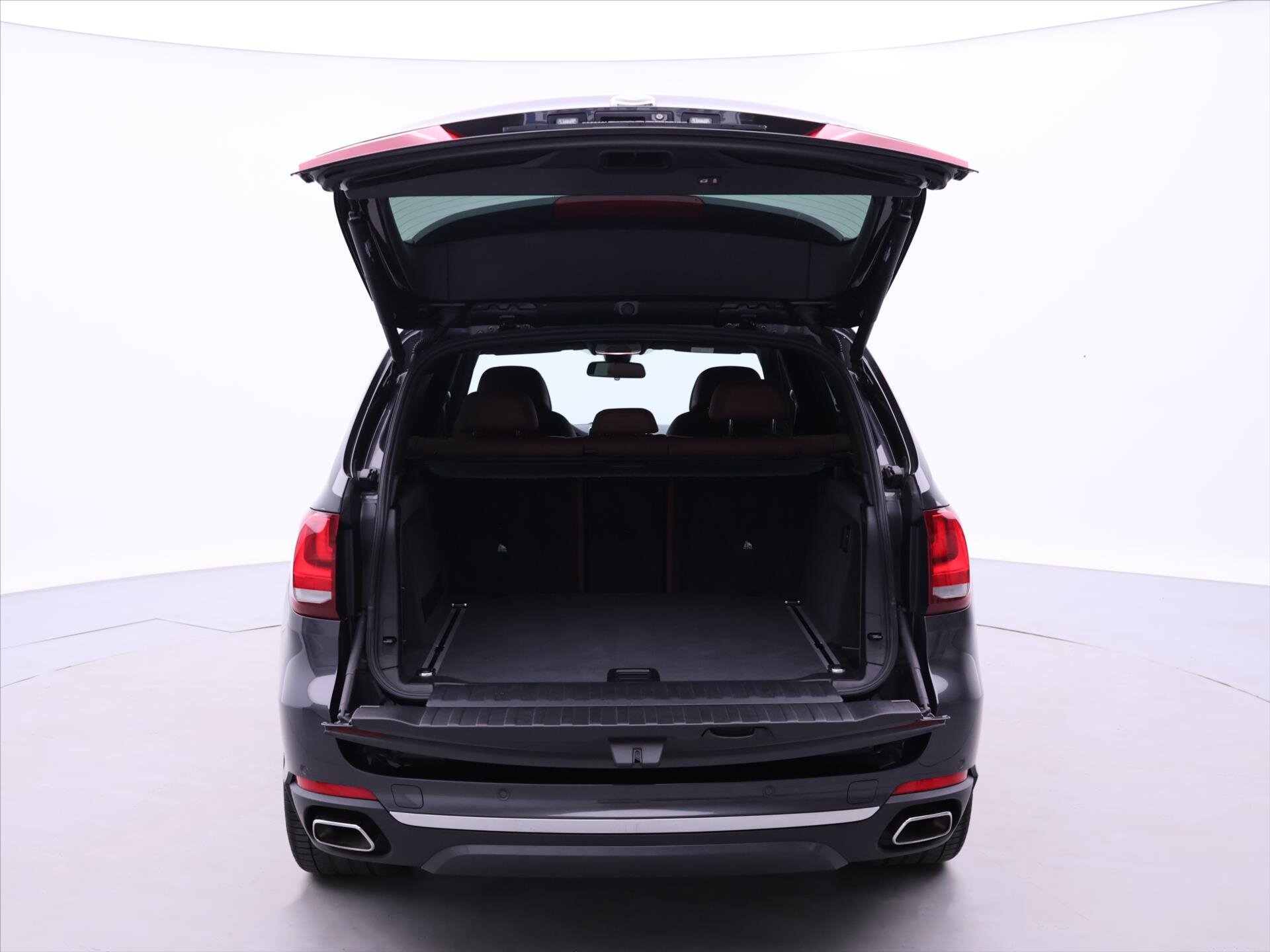 BMW X5 SUV 3,0 l 230 kw