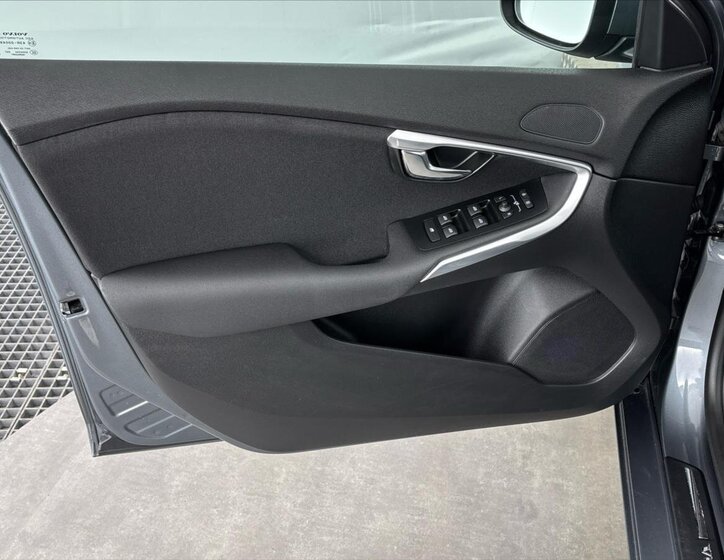 Volvo V40 Hatchback 2,0 l 88 kw