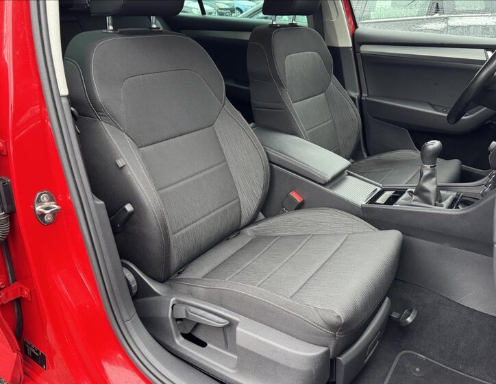 Škoda Superb Kombi 2,0 l 110 kw