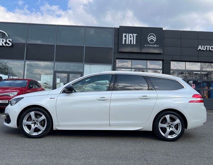 Peugeot 308 Kombi 1,2 l 96 kw