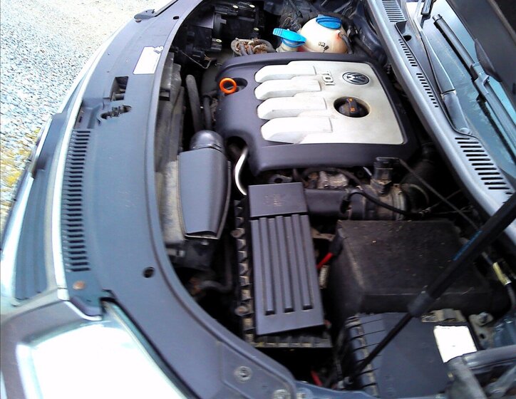 Volkswagen Touran Kombi 2,0 l 103 kw