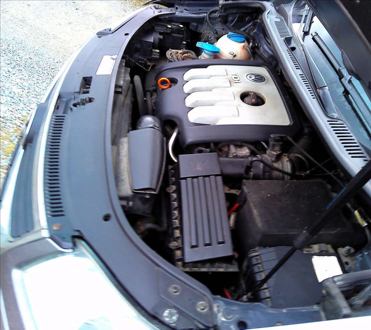 Volkswagen Touran Kombi 2,0 l 103 kw