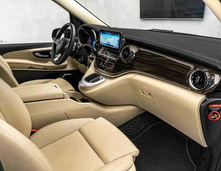 Mercedes-Benz Třídy V 12