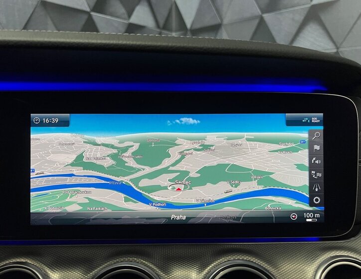 Mercedes-Benz Třídy E 13