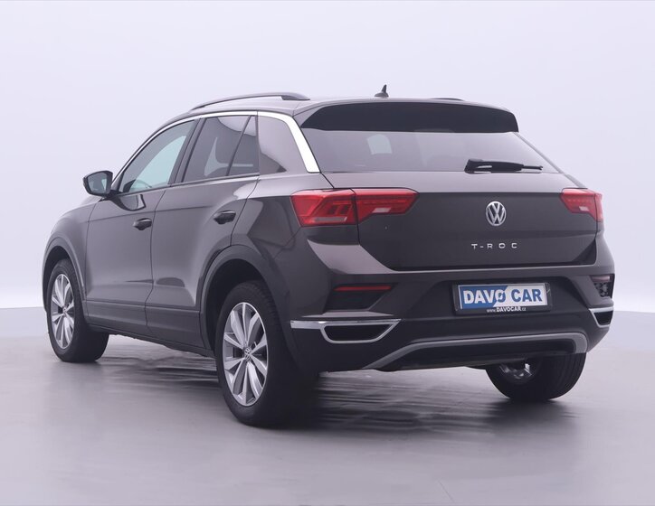 Volkswagen T-Roc 5
