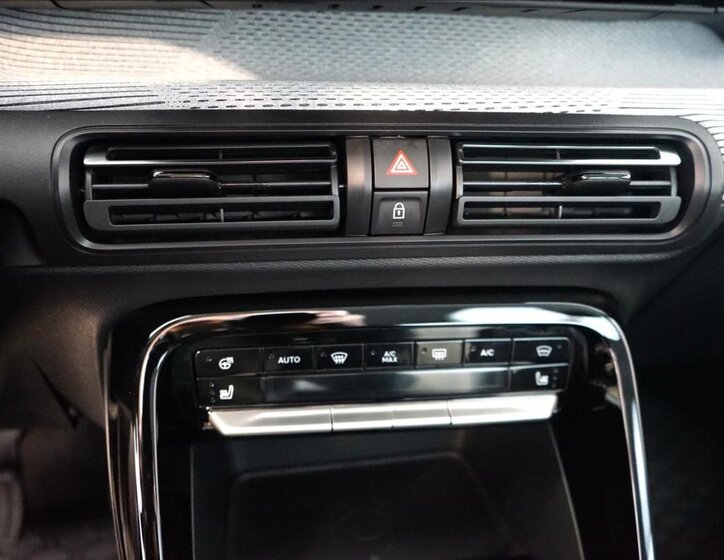 Citroën C3 Aircross SUV / Terénní 1,2 l 107 kw