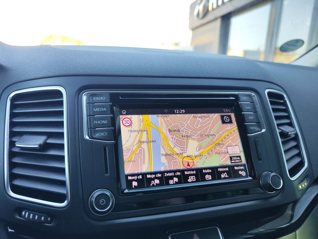 Volkswagen Sharan MPV 1,4 l 110 kw