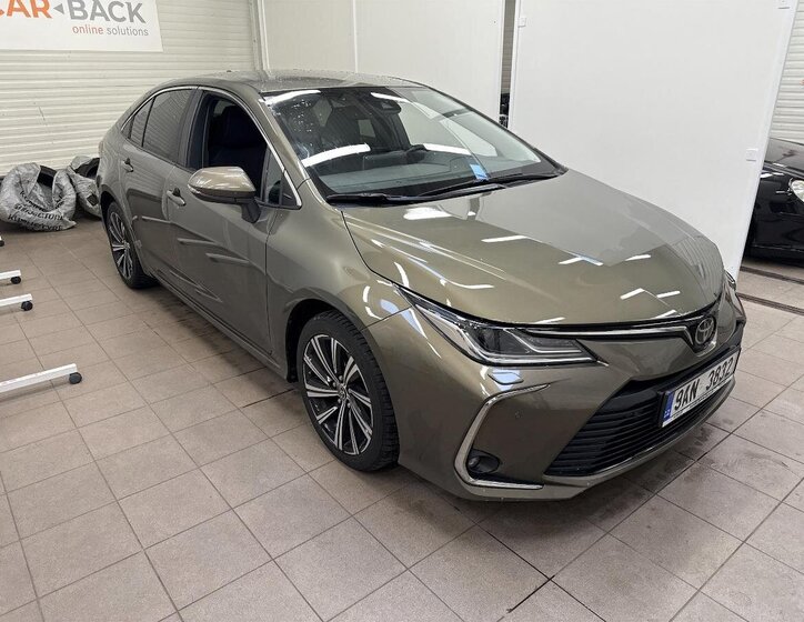 Toyota Corolla Sedan 1,5 l 92 kw