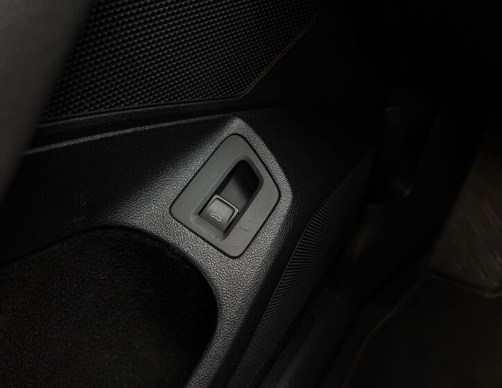 Volkswagen Passat Kombi 2,0 l 110 kw