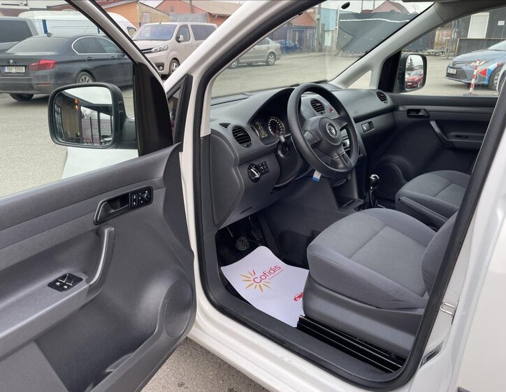 Volkswagen Caddy Skříň 2,0 l 81 kw