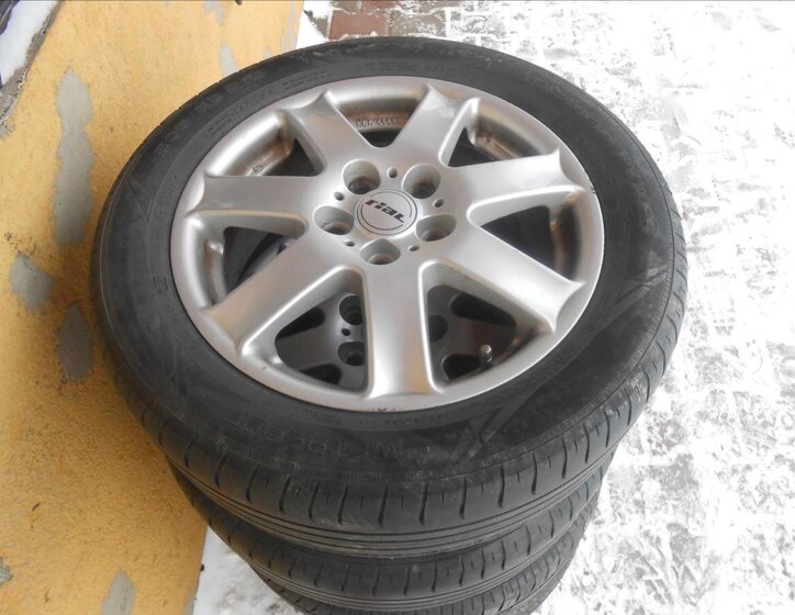 Volkswagen Touran MPV 2,0 l 103 kw