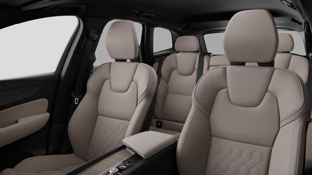 Volvo XC60 SUV / Terénní 2,0 l 186 kw