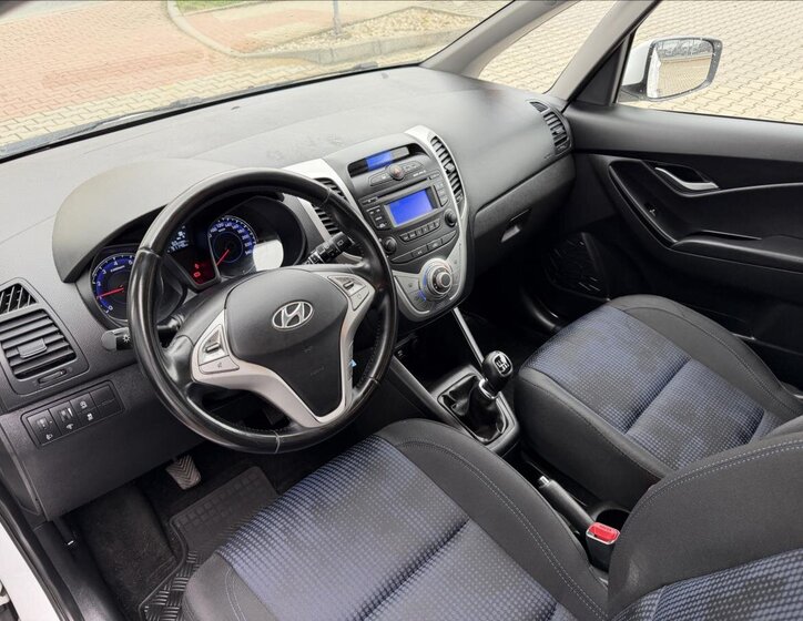 Hyundai ix20 MPV 1,6 l 91 kw