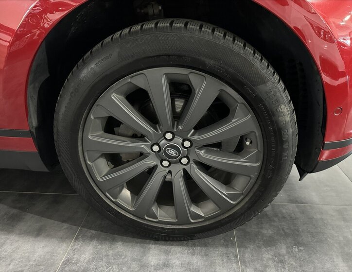 Land Rover Range Rover Velar SUV / Terénní 2,0 l 132 kw