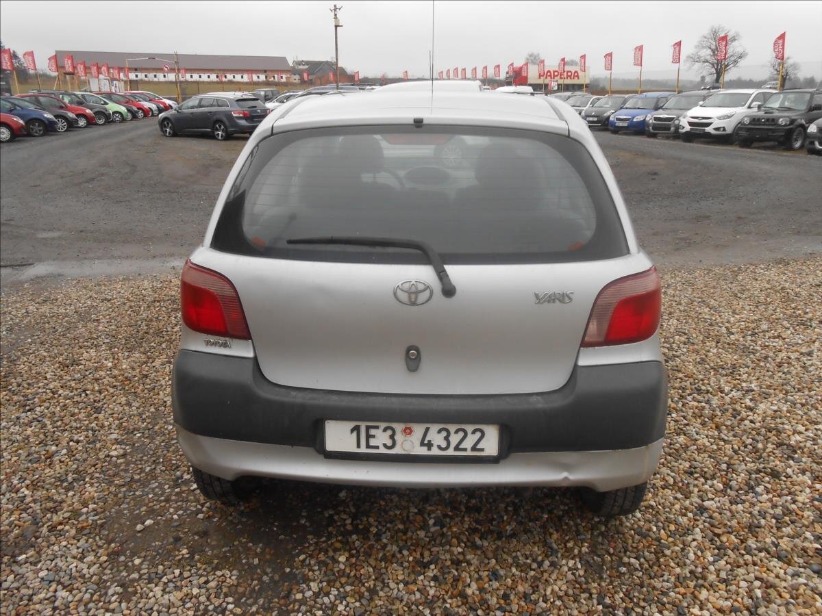 Toyota Yaris Hatchback 998,0 50 kw