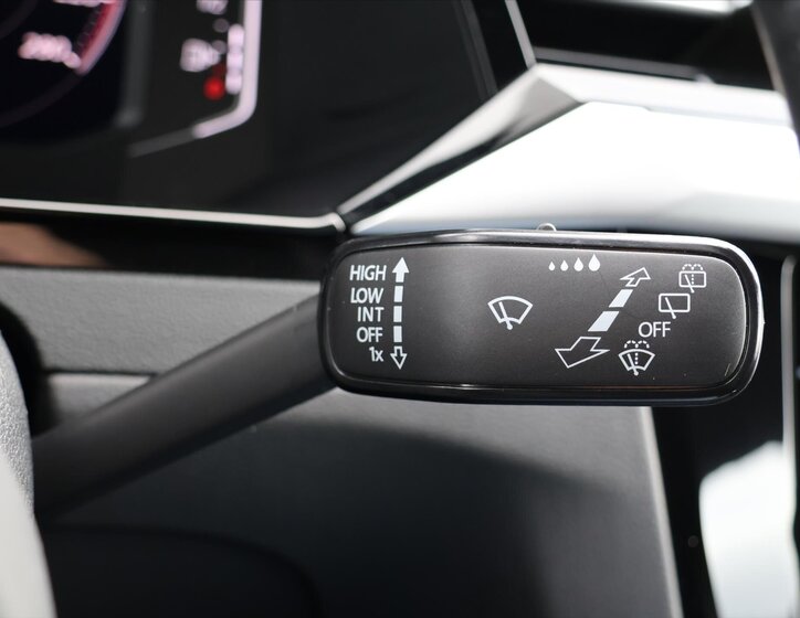 Volkswagen Arteon 24