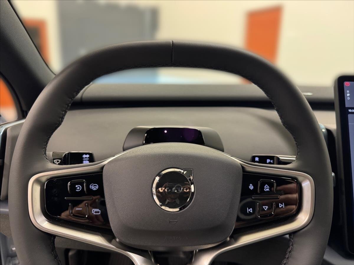 Volvo EX30 CUV / Crossover 0,0 200 kw