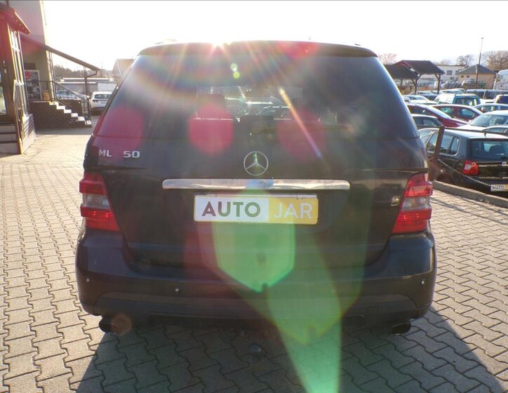 Mercedes-Benz Třídy M Kombi 3,5 l 200 kw