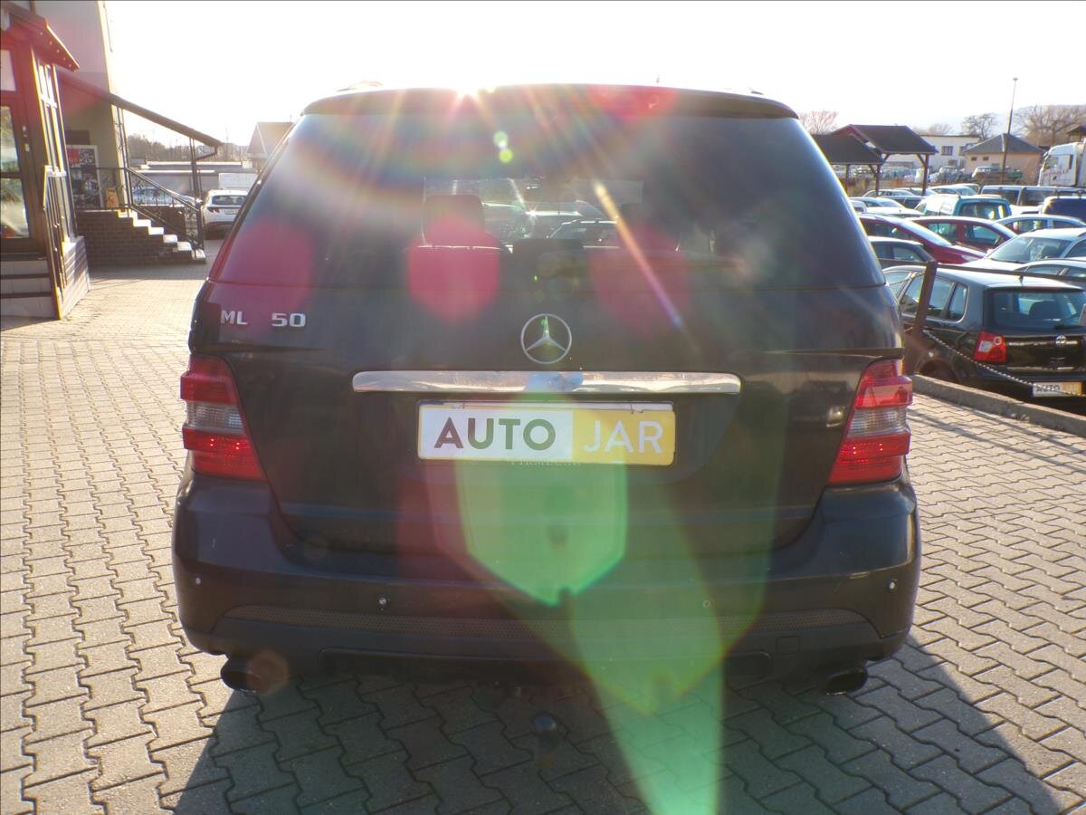 Mercedes-Benz Třídy M Kombi 3,5 l 200 kw