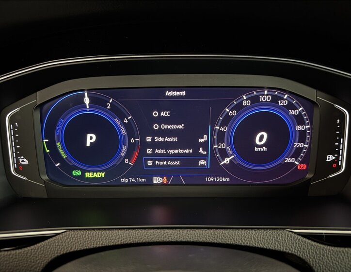 Volkswagen Passat Kombi 1,4 l 160 kw