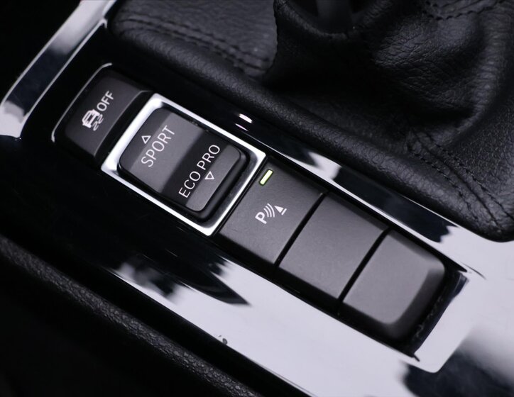 BMW X1 SUV 1,5 l 100 kw