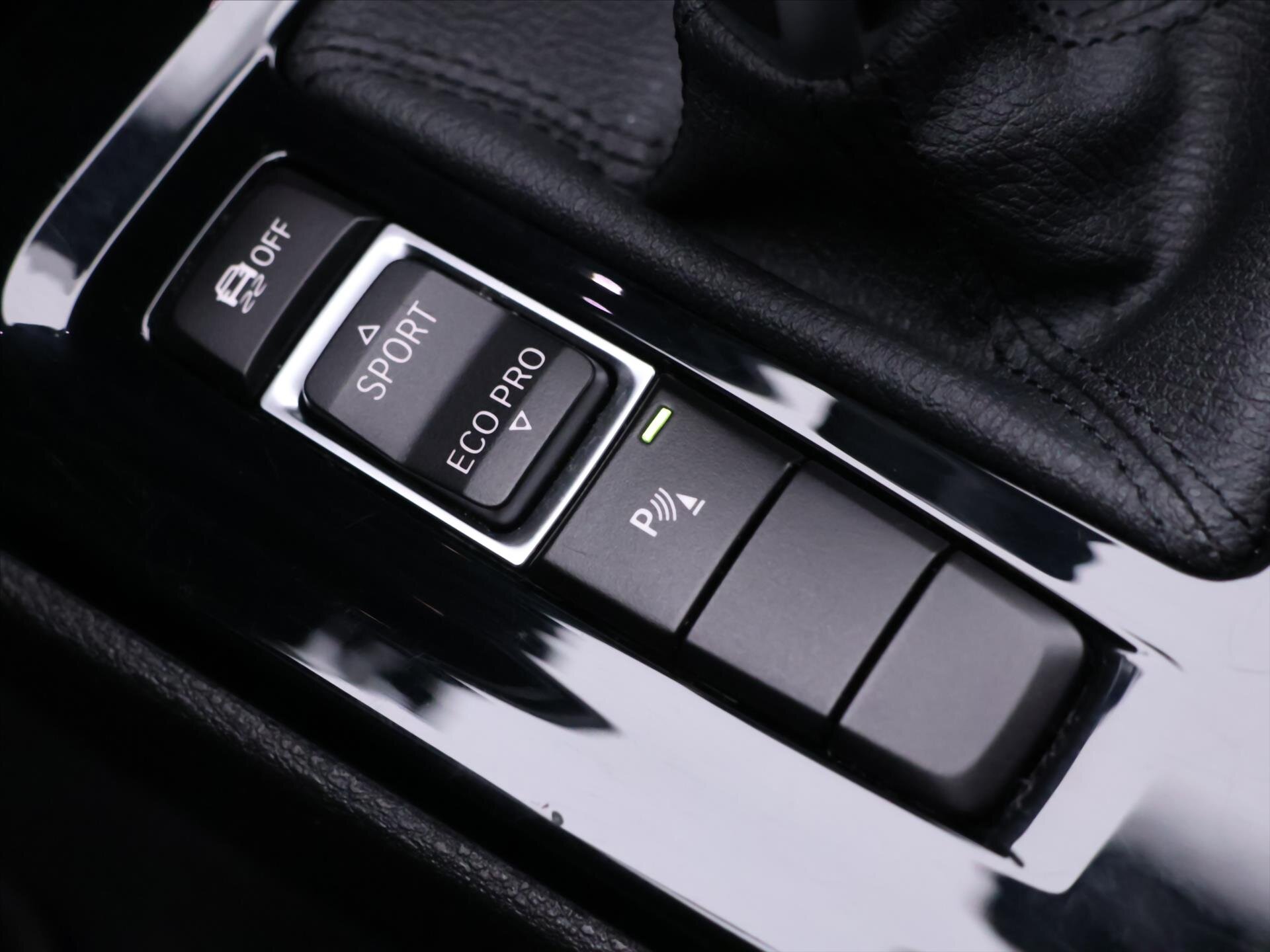 BMW X1 SUV 1,5 l 100 kw