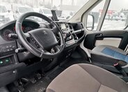 Peugeot Boxer Valník 2,2 l 110 kw