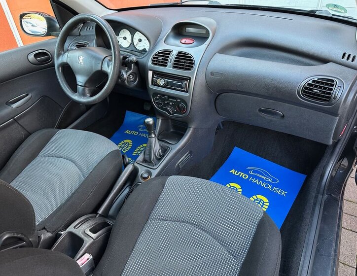Peugeot 206 15