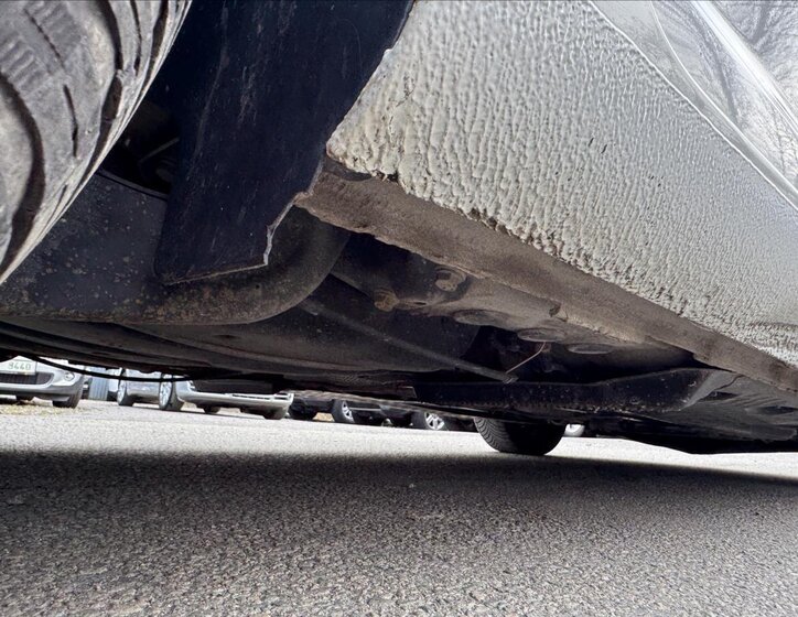 Volkswagen Touran MPV 1,6 l 77 kw