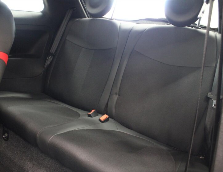 Fiat 500 Hatchback 899,0 63 kw