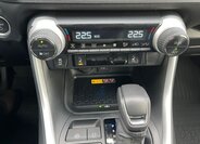 Toyota RAV4 SUV 2,5 l 131 kw