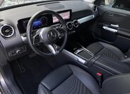 Mercedes-Benz GLB 9