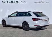 Škoda Superb 11